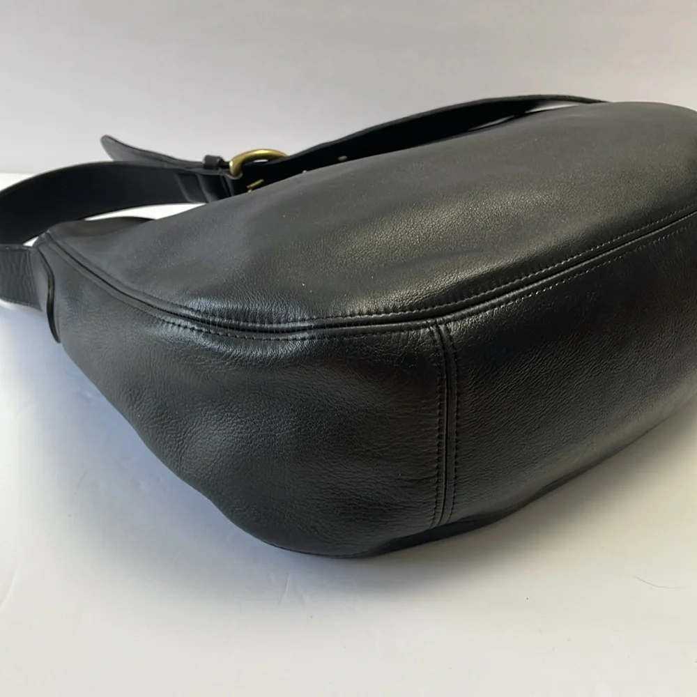 Coach Vintage Soho Zip Hobo Black